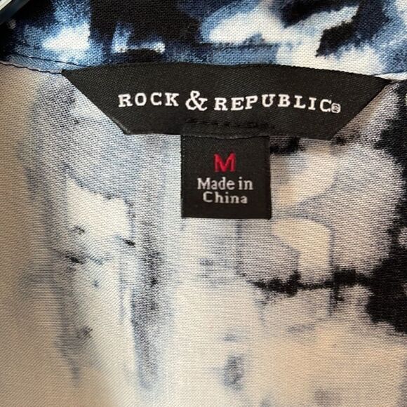 ❤️Rock & Republic Women’s Tie Dye Button Down - Picture 2 of 5